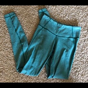 Lululemon wunder unders